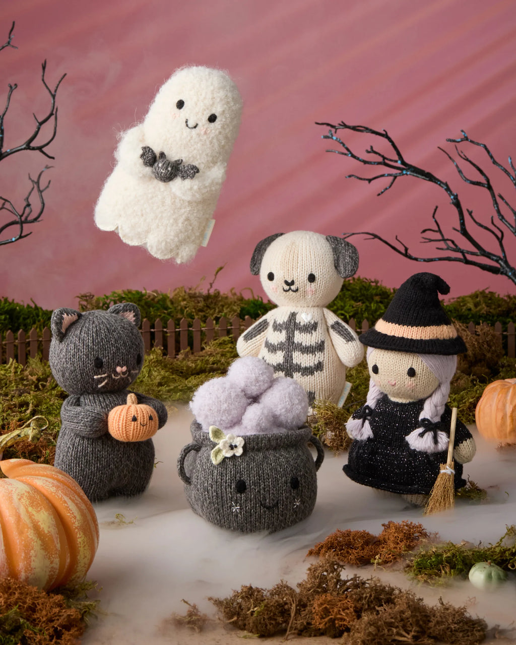 Baby ghost (with bat)